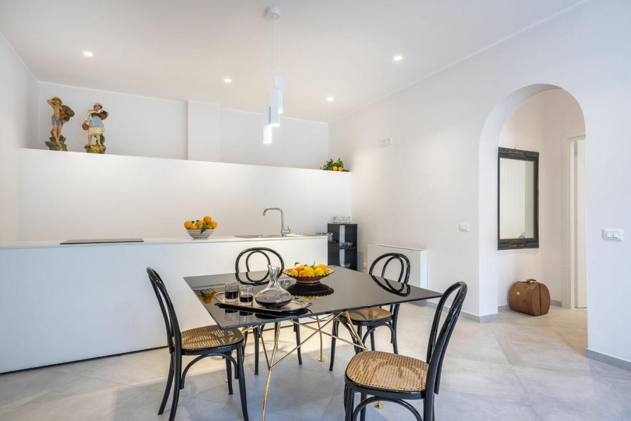 Villa Angelina - Charming Rooms & Apartments Τράπανι Εξωτερικό φωτογραφία