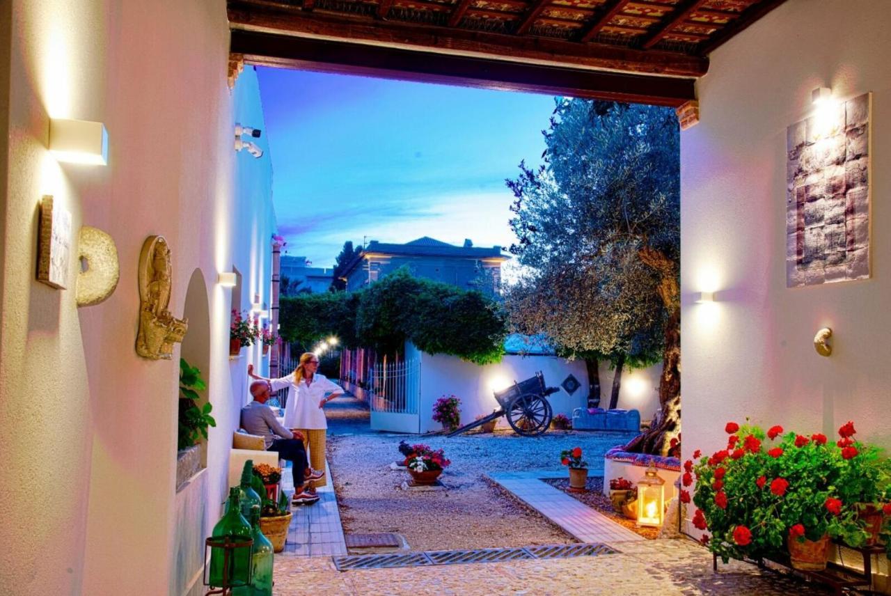Villa Angelina - Charming Rooms & Apartments Τράπανι Εξωτερικό φωτογραφία