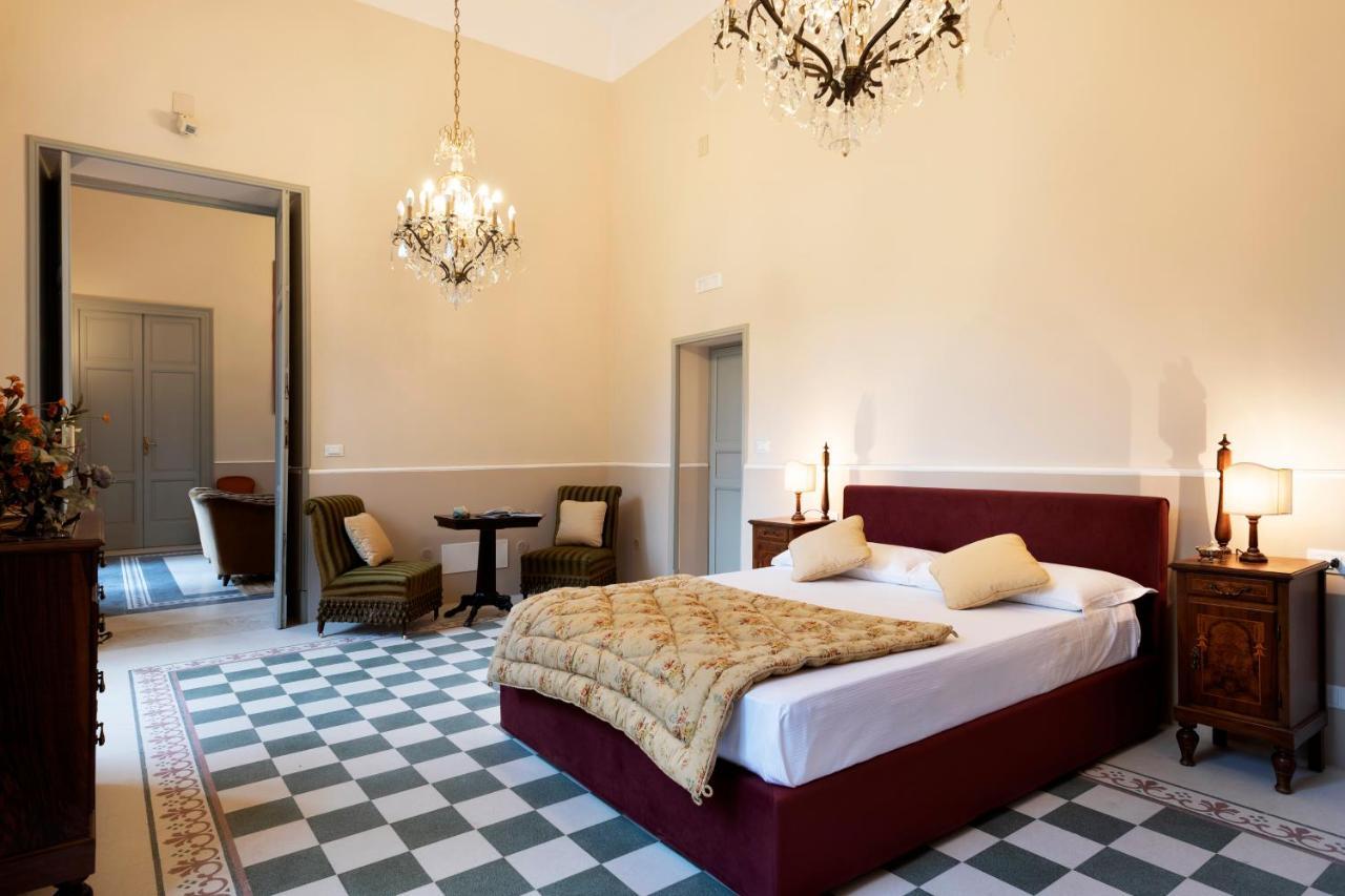 Villa Angelina - Charming Rooms & Apartments Τράπανι Εξωτερικό φωτογραφία