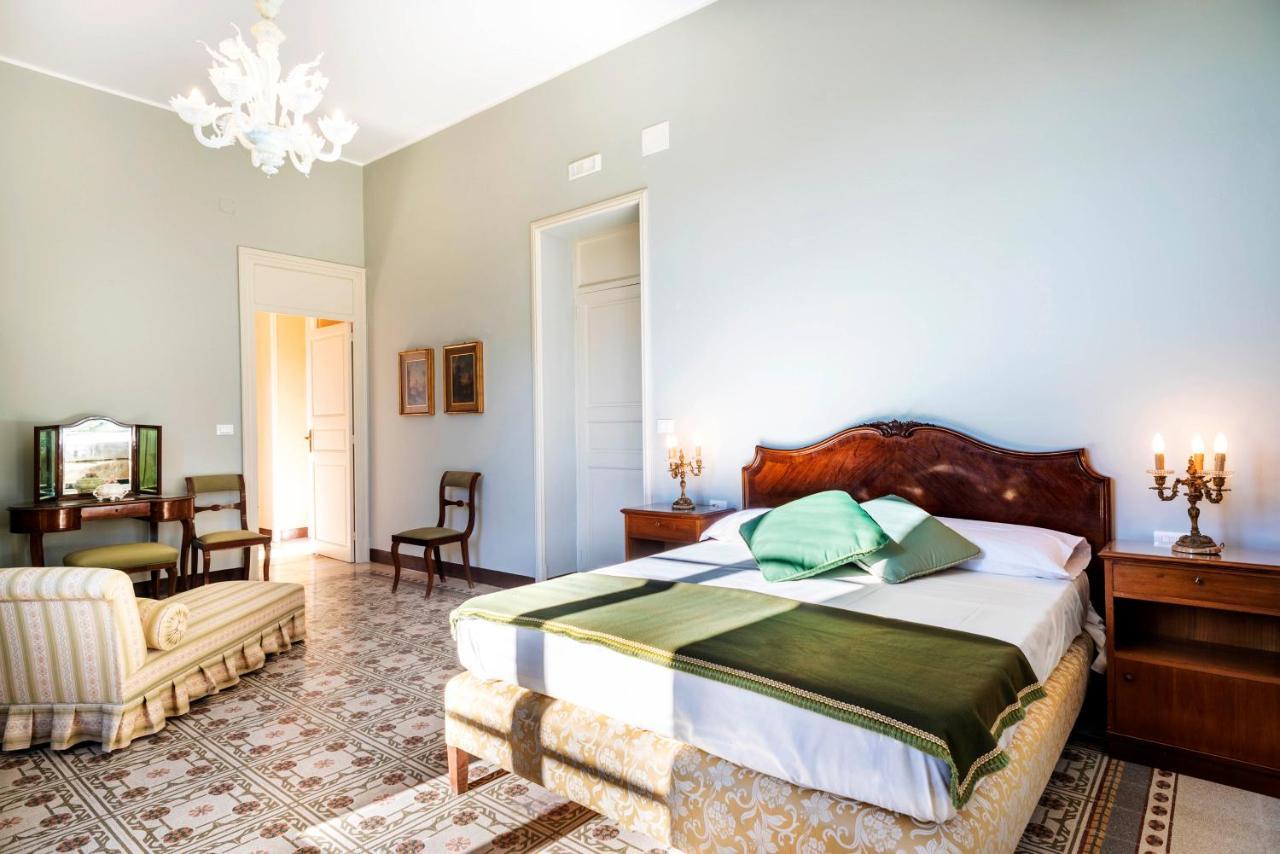 Villa Angelina - Charming Rooms & Apartments Τράπανι Εξωτερικό φωτογραφία